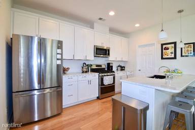 Main picture of 4988 W Liberty Park Cir
