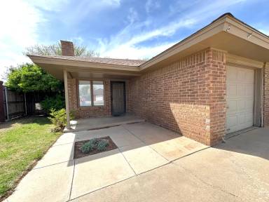 Main picture of 9716 Orlando Ave