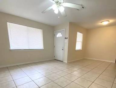 Main picture of 8418 Valor Dr