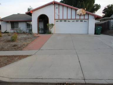 Main picture of 870 Sequoia St