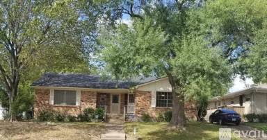 Main picture of 10833 Marchant Cir
