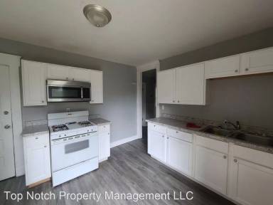 Main picture of 621 Douglas Ct