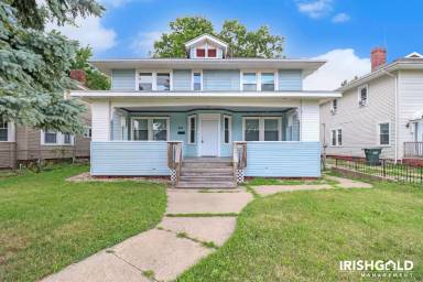 Main picture of 1011 E Madison St