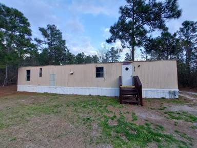 Main picture of 119 E Woods Ct