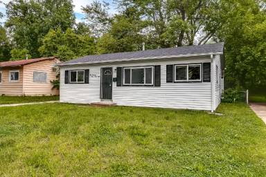 Main picture of 10348 Earl Dr