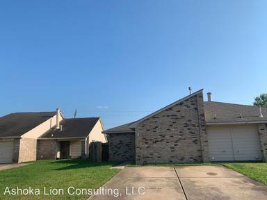 Main picture of 5409 Regal Ridge Ln