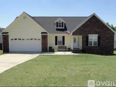 Main picture of 121 Erica Dr