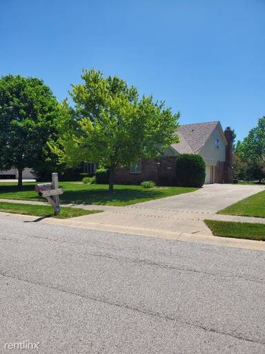 Main picture of 507 Ponds Pointe Dr