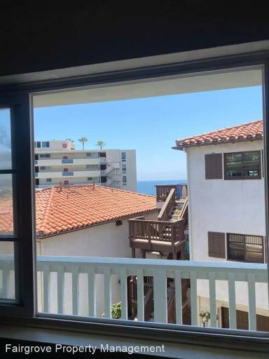Main picture of 414 Avenida Santa Barbara