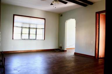 Main picture of 604 Wilkins St