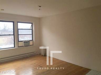 Main picture of 1050 W George St