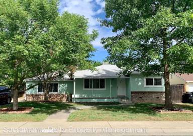 Main picture of 2520 Avalon Dr