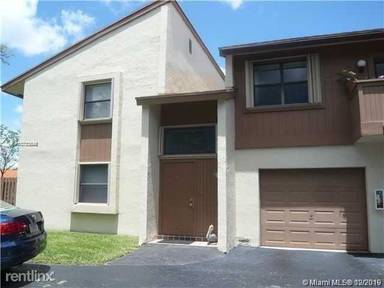 Main picture of 10611 SW 113th Pl