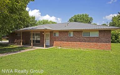 Main picture of 2101 Christine St