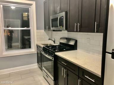 Main picture of 735 Avenue A