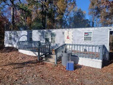 Main picture of 3045 Crestview Dr