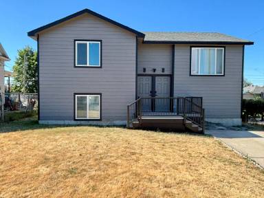 Main picture of 2406 E Empire Ave