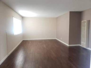 Main picture of 3701 Emerald St