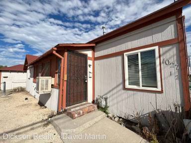 Main picture of 1027 1/2 W 2nd St