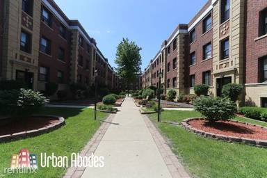 Main picture of 819 W Waveland Ave