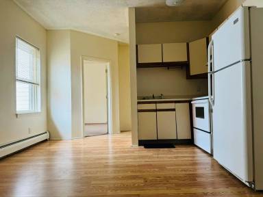 Main picture of 543 Lincoln St