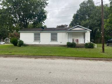 Main picture of 807 1/2 N Frances St