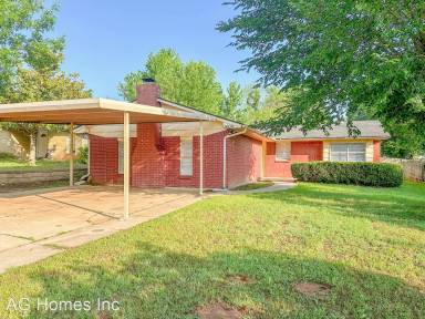 Main picture of 8609 SW 76th St