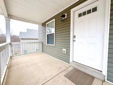 Main picture of 915 Woody Hills Dr