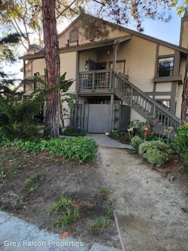 Main picture of 1965 Wellington Ln