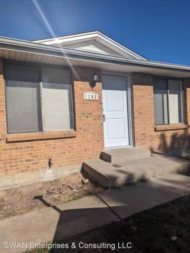 Main picture of 1286 Idalia Ct