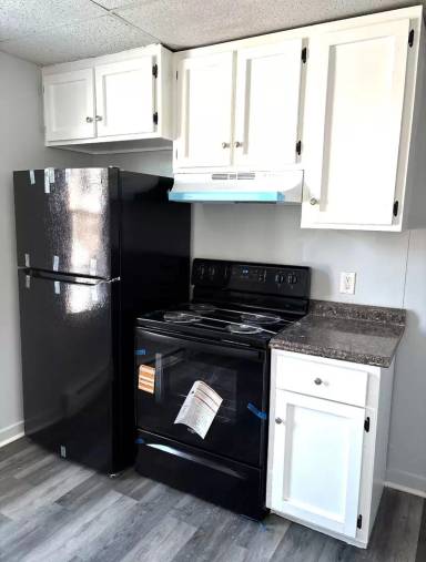 Main picture of 552 N 10th St