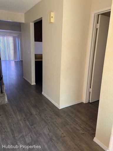 Main picture of 1243 Wurch Way