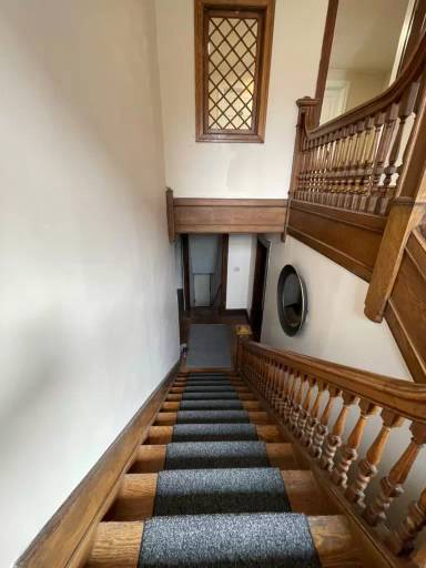 Main picture of 1051 W 4th St