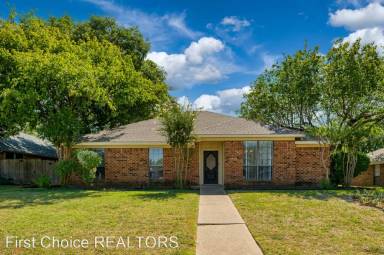 Main picture of 4016 Emerson Dr