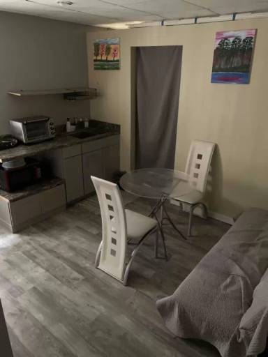 Main picture of 608 Amberwood Pl
