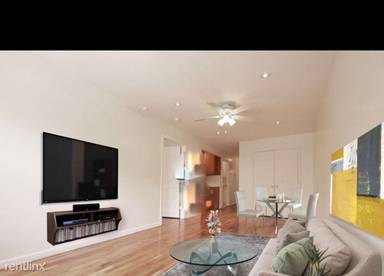 Main picture of 370 Lefferts Ave