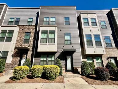 Main picture of 212 Russell Branch Ln
