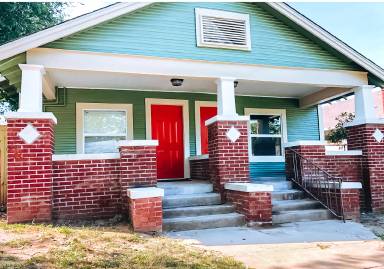 Main picture of 30 N Olympia Ave