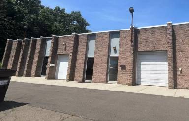 Main picture of 325 Treadwell St