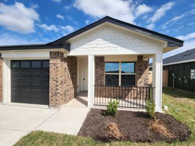 Main picture of 5905 Betty Lou Dr