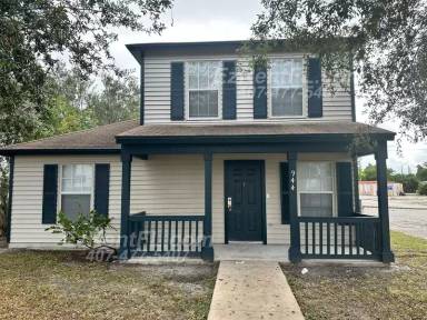 Main picture of 944 9th St