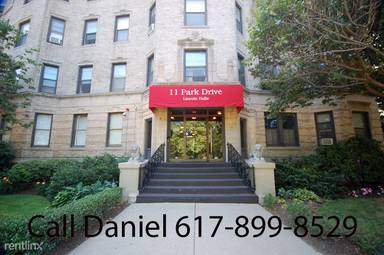 Main picture of 11 Park Dr