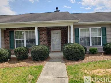 Main picture of 406 Chesapeake Ln