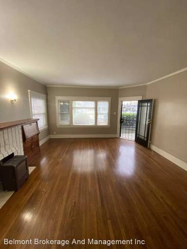 Main picture of 2404 E Broadway