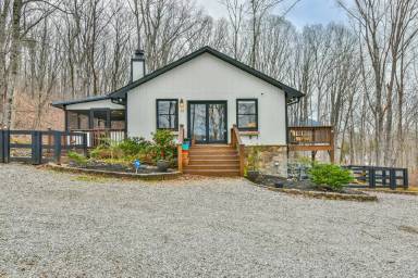 Main picture of 42 Lupine Dr