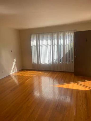 Main picture of 918 W Huntington Dr