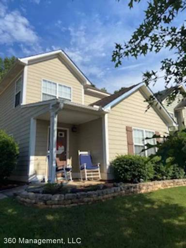 Main picture of 750 Hunter Ct