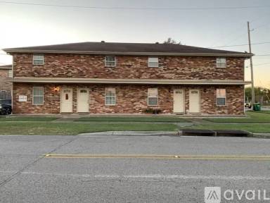 Main picture of 5200 W Napoleon Ave