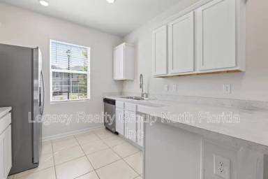 Main picture of 509 Big Tree Way
