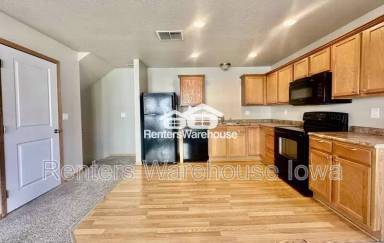 Main picture of 1120 Redstone Ln